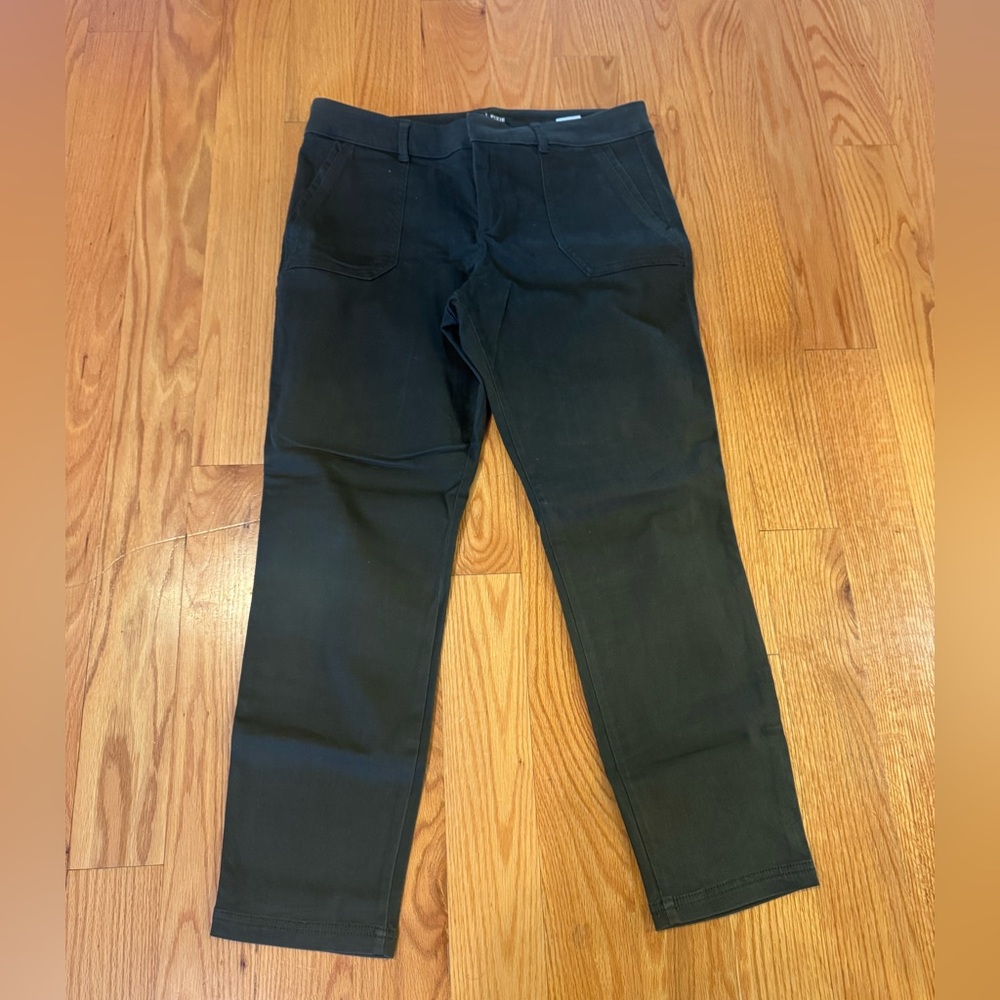LOFT High Waisted Leggings. Green. NWT.